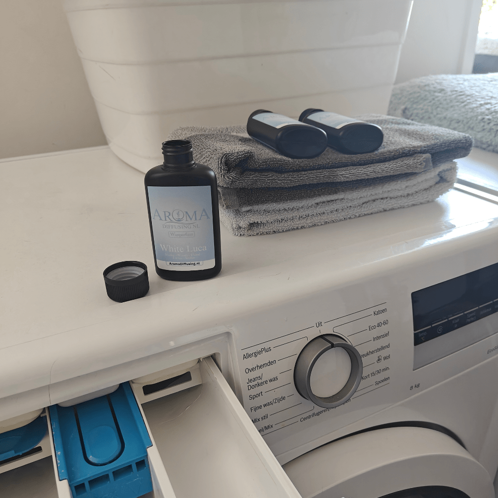 Wasparfum - Denis Sensation - AromaDiffusing® - Whiteluca Wasparfum AromaDiffusing Geur voor wasmachine open - Aromadiffusing